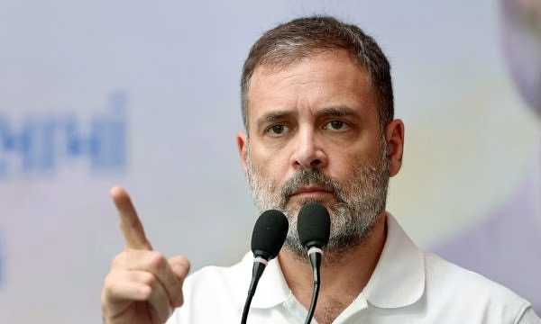 FM ପୀଡିତାଙ୍କ ମୃତ୍ୟୁ: ଟୁଇଟରେ ଏମିତି ଲେଖିଲେ ରାହୁଲ, କହିଲେ ଏହା ଆତ୍ମହତ୍ୟା ନୁହେଁ…