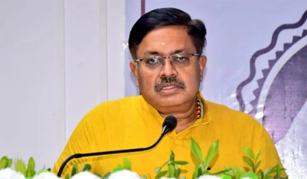 ପରିବାରର ଥଇଥାନ ନିୟମକୁ ନେଇ ବଡ଼ ନିଷ୍ପତ୍ତି! ଚାକିରିଆ ବ୍ୟକ୍ତିଙ୍କ ମୃତ୍ୟୁ ହେଲେ ମିଳିବ…