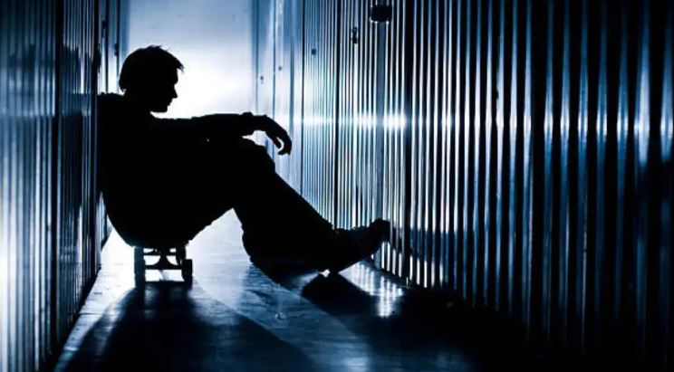 ଆମେ ବଞ୍ଚିଥିଲୁ ହେଲେ….ପୁଅର ମୃତ୍ୟୁକୁ ସହିନପାରି ଝୁଲି ପଡ଼ିଲେ ବାପା ମାଆ