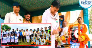 ବିଧାୟକଙ୍କ ଦ୍ଵାରା ଖେମୁଣ୍ଡି ଫୁଟବଲ ଟୁର୍ନାମେଣ୍ଟ ଉଦଘାଟିତ:  ୭ ଟିମ୍ ଖେଳିଲେ ମ୍ୟାଚ୍, ରବିବାର ହେବ…