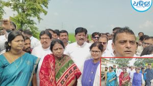 ବନ୍ୟାଞ୍ଚଳରେ ବିଜେଡିର ଫ୍ୟାକ୍ଟ ଫାଇଣ୍ଡିଂ ଟିମ୍: କ୍ଷତିଗ୍ରସ୍ତ ଅଞ୍ଚଳ ବୁଲି ସ୍ଥିତି ଅନୁଧ୍ୟାନ, ନବୀନଙ୍କୁ ଦିଆଯିବ ରିପୋର୍ଟ