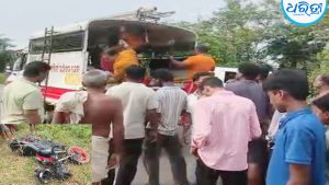 ରଣଝାଲିରେ ମର୍ମନ୍ତୁଦ ସିରିଜ୍‌ ଦୁର୍ଘଟଣା: ଧକ୍କା ଦେଇ ଚମ୍ପଟ ମାରିଲା ଅଟୋ, ଜଣେ ମୃତ, ଜଣେ ଗୁରୁତର